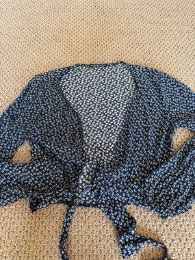 Brandy Melville Navy Blue and White Floral Top